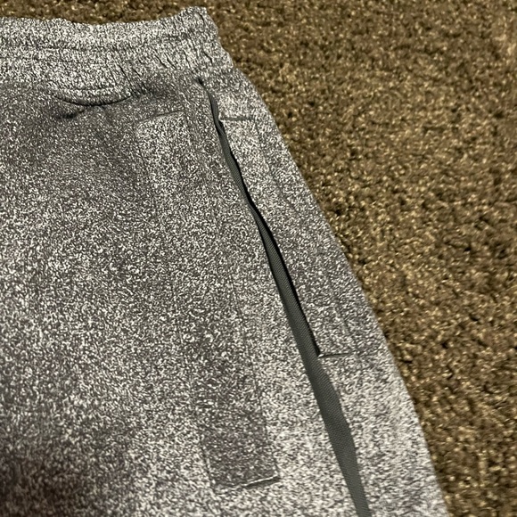 Lululemon Shorts - Picture 6 of 7